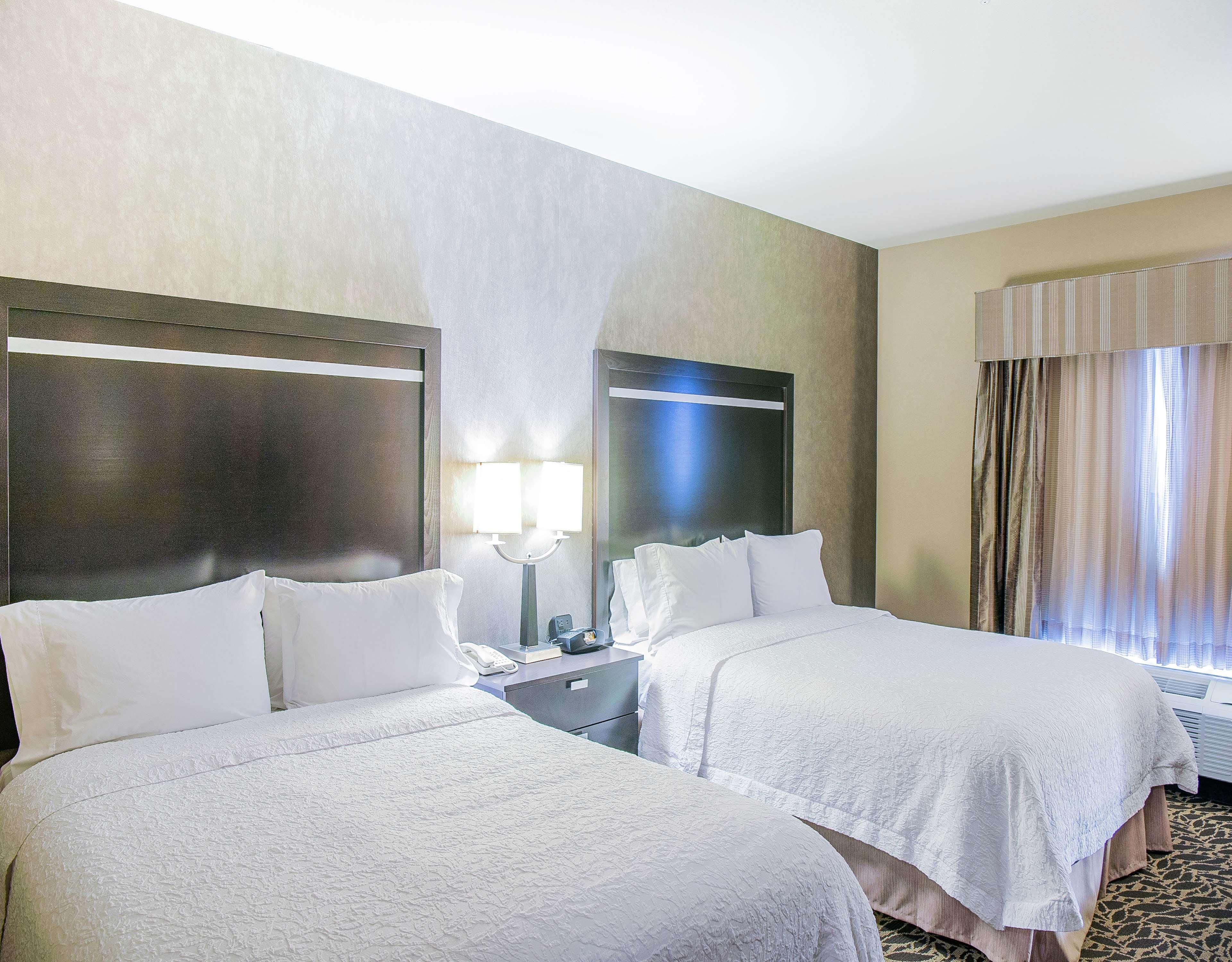 Hampton Inn & Suites Бей-Сити Экстерьер фото