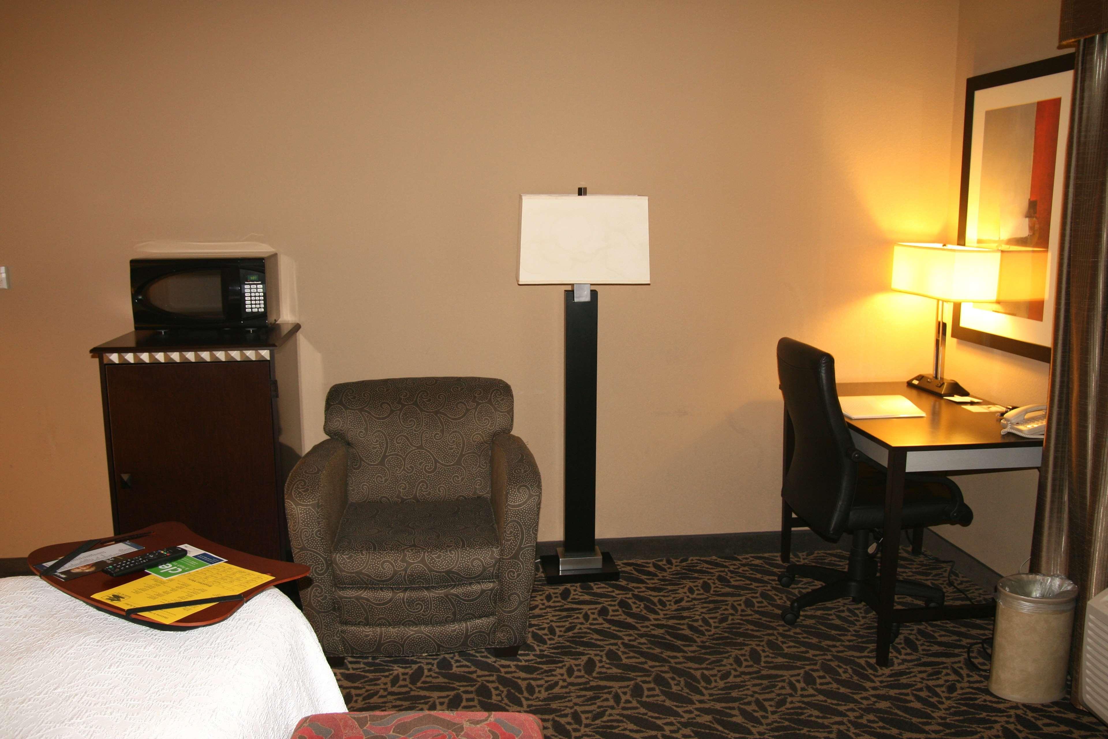 Hampton Inn & Suites Бей-Сити Экстерьер фото