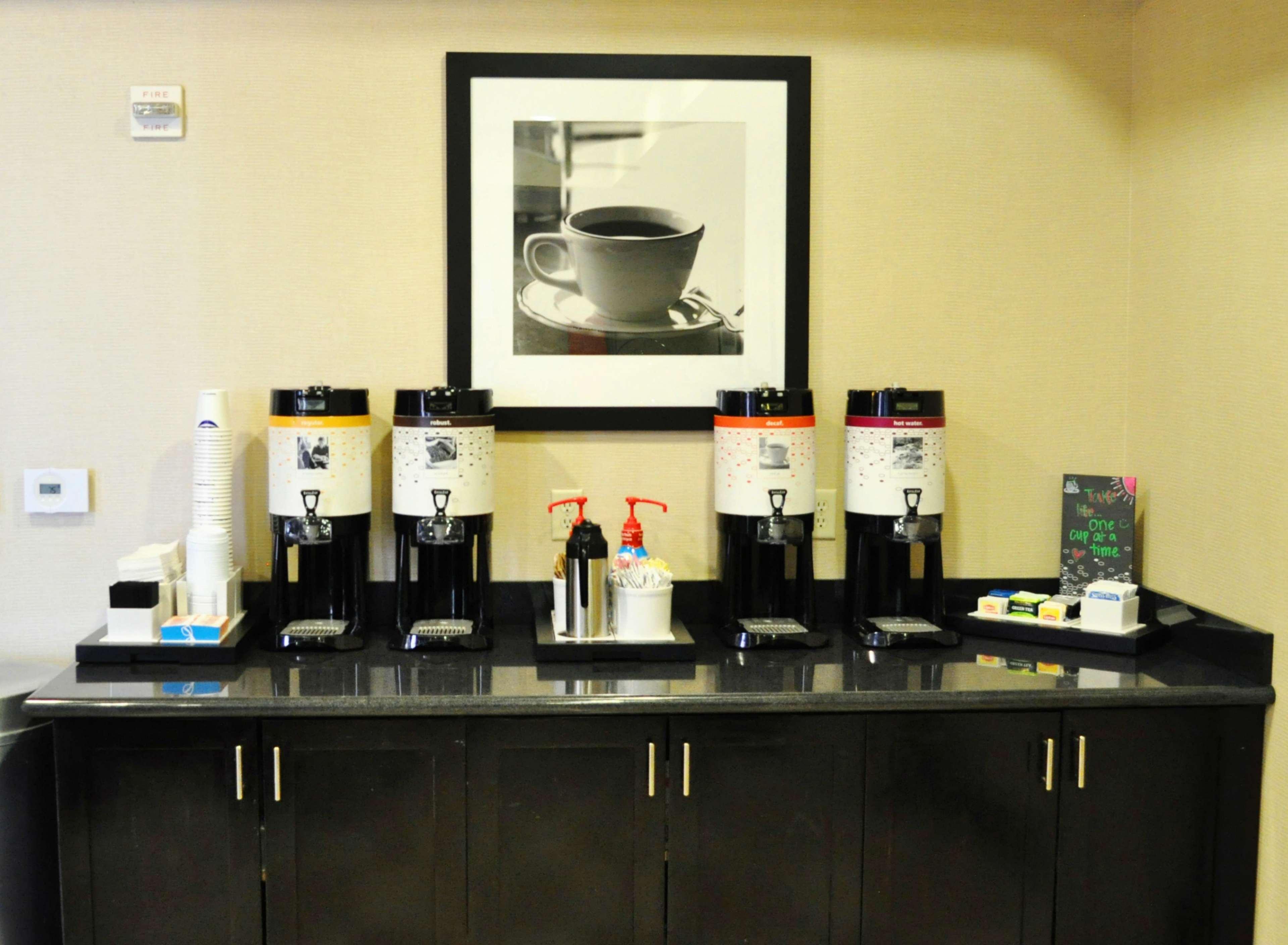 Hampton Inn & Suites Бей-Сити Экстерьер фото