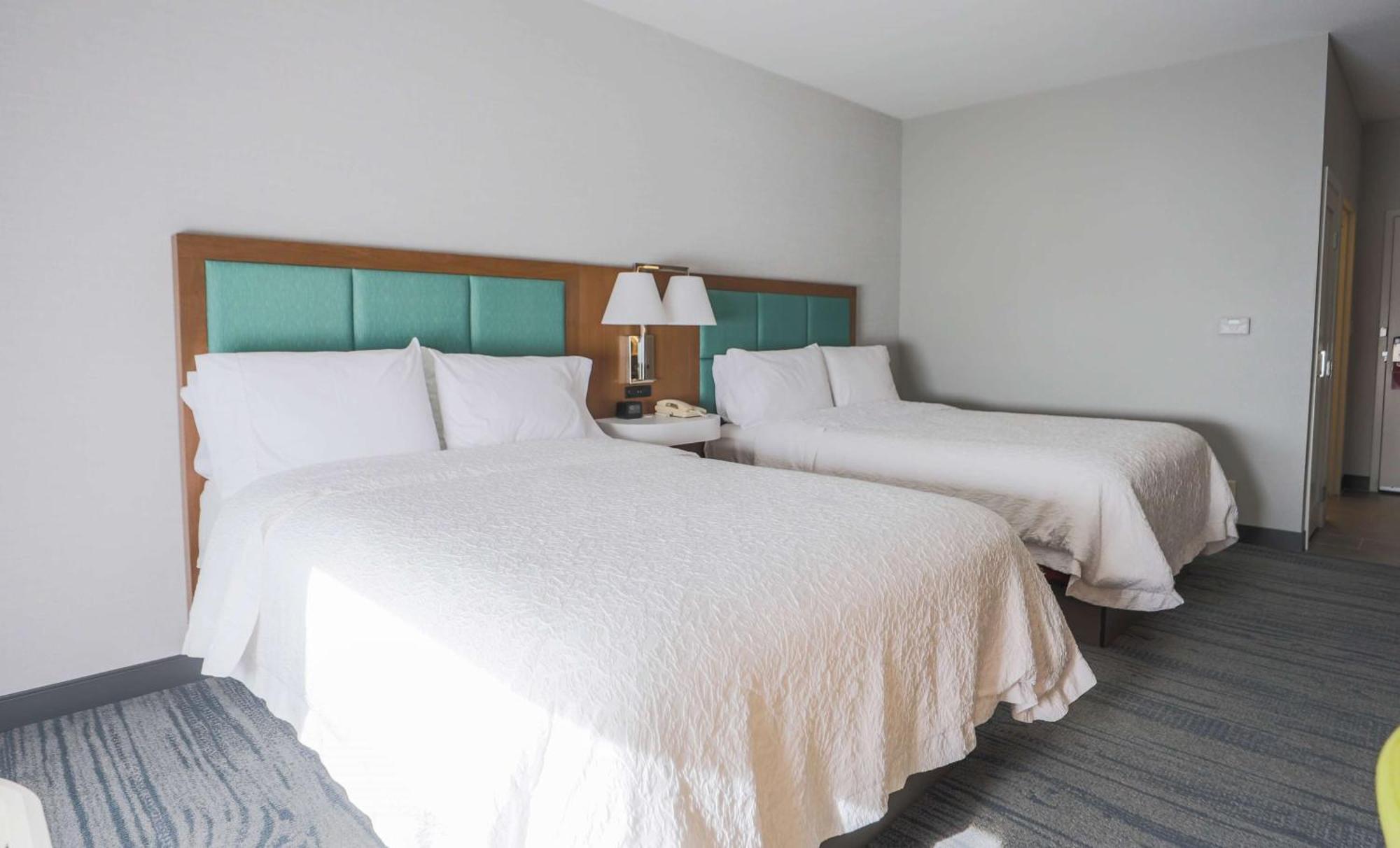 Hampton Inn & Suites Бей-Сити Экстерьер фото