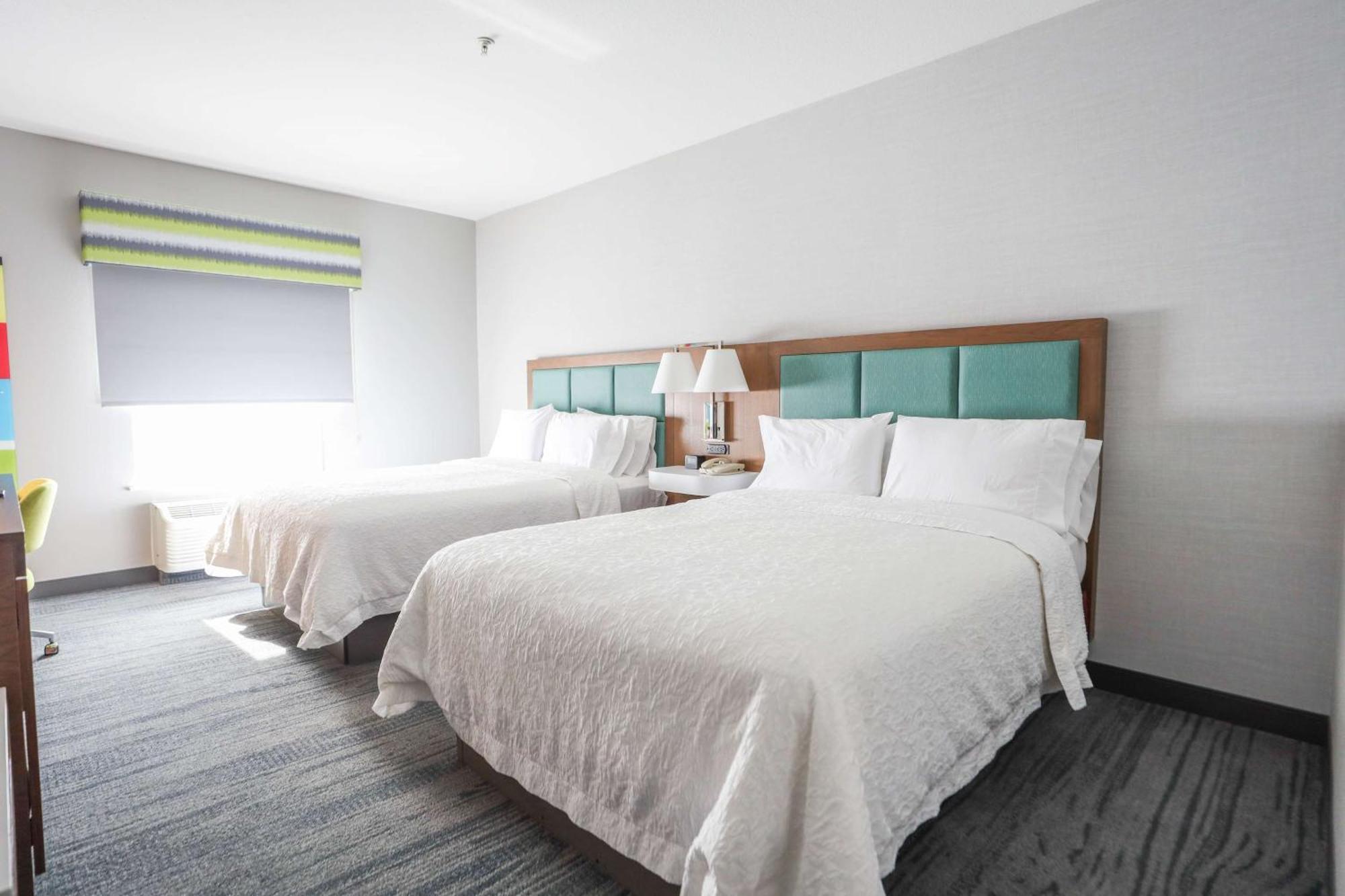 Hampton Inn & Suites Бей-Сити Экстерьер фото