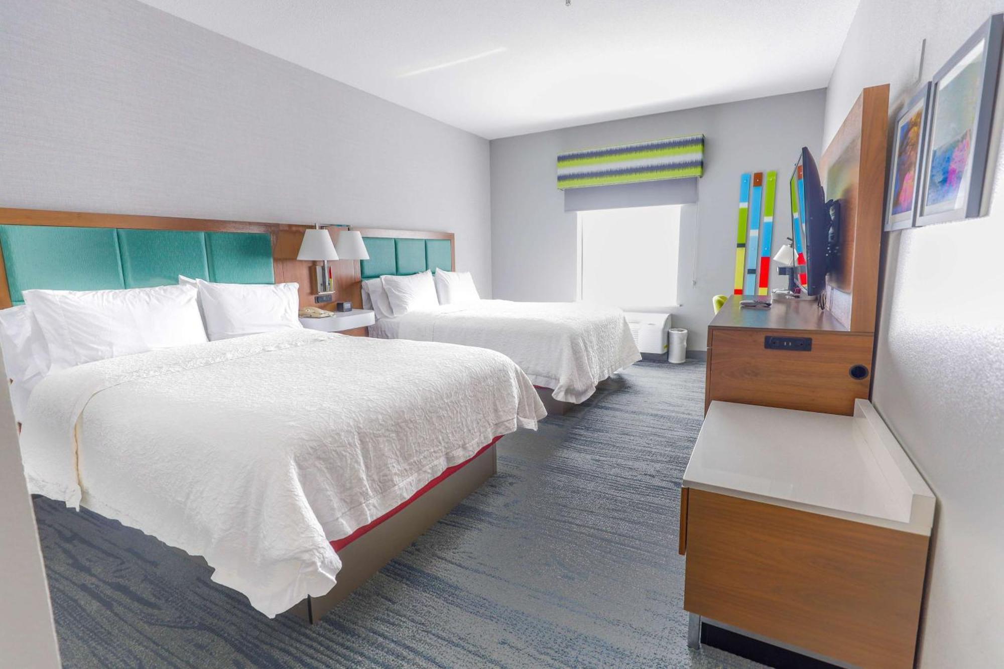 Hampton Inn & Suites Бей-Сити Экстерьер фото