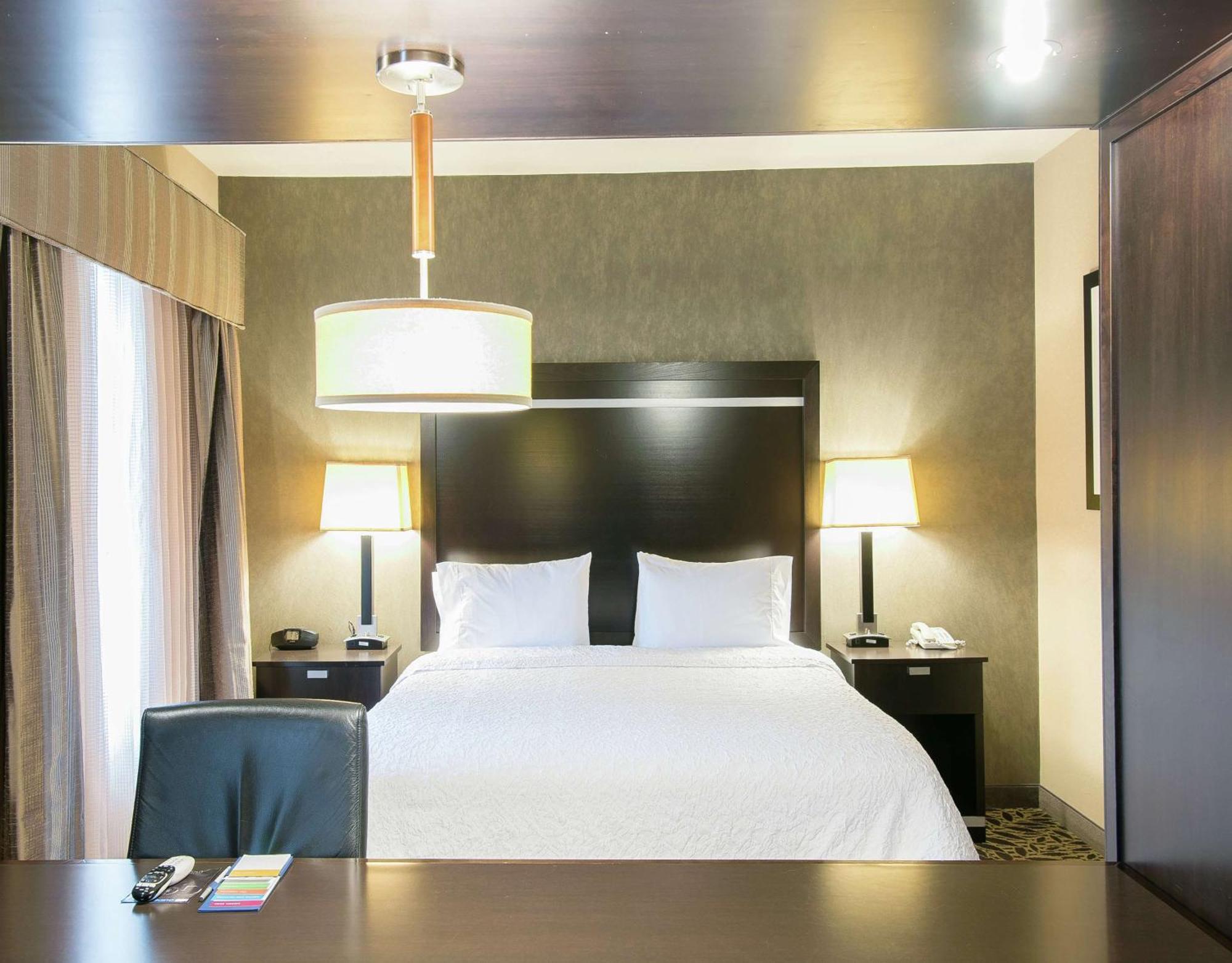 Hampton Inn & Suites Бей-Сити Экстерьер фото