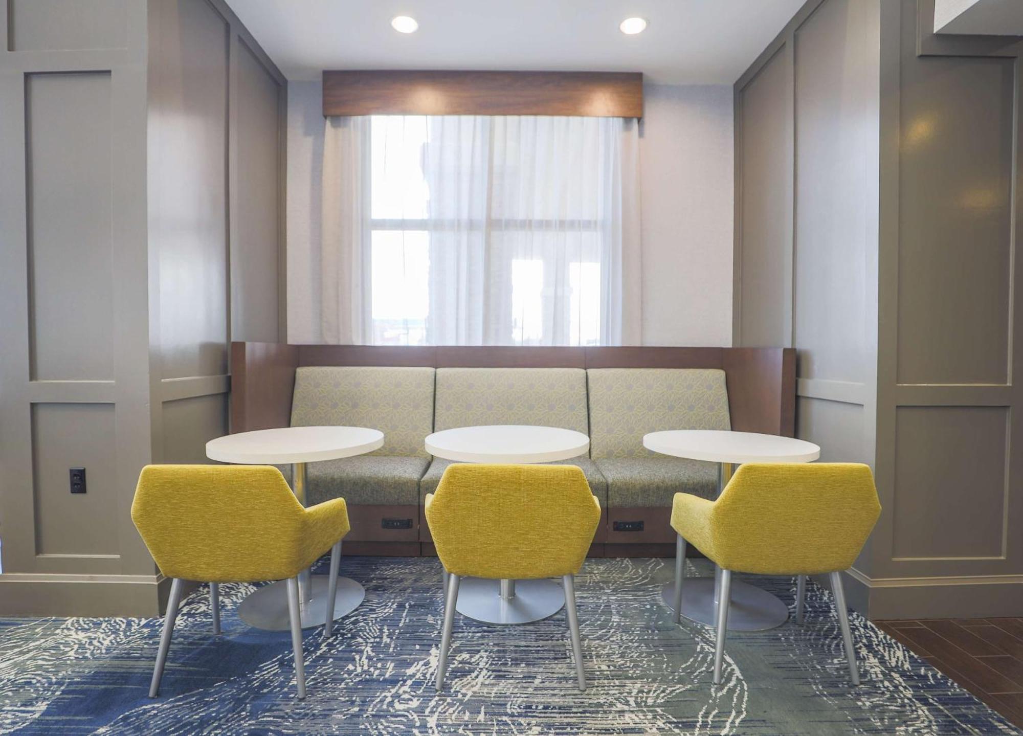 Hampton Inn & Suites Бей-Сити Экстерьер фото
